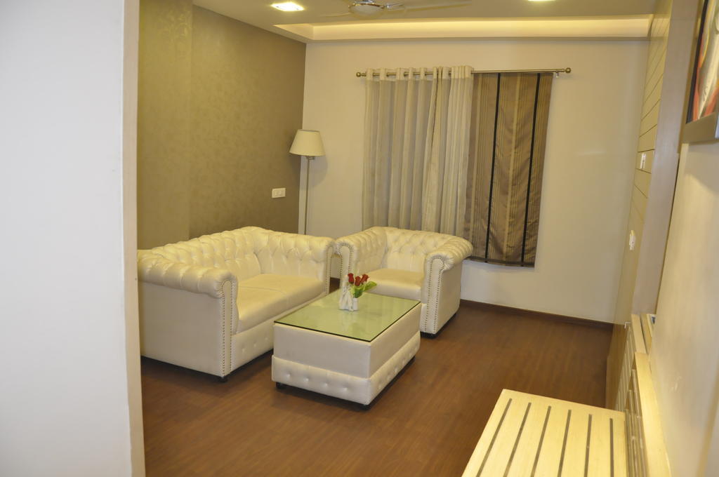 Hotel Rallentino Kota  Habitación foto
